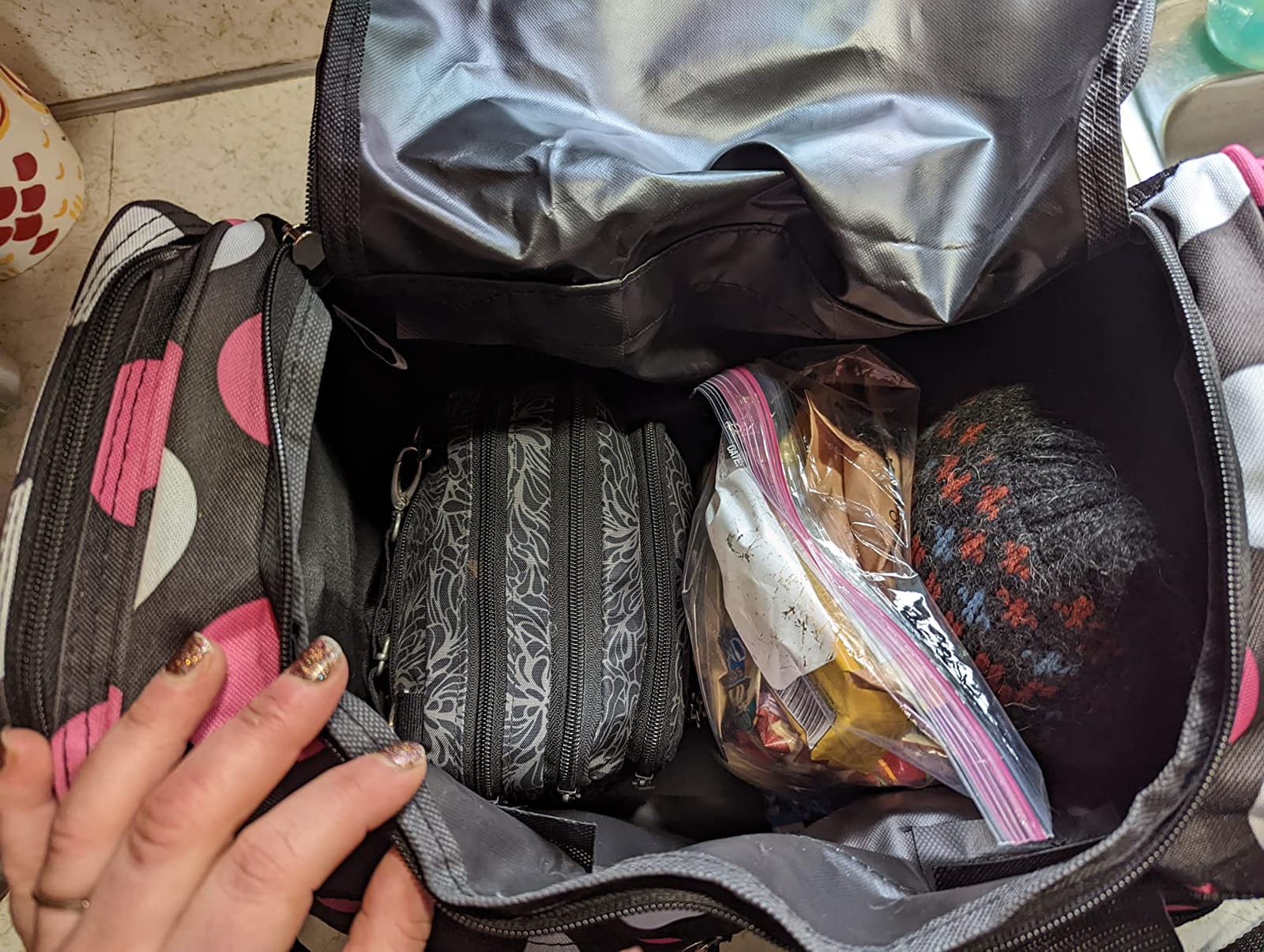 Rockland Duffel Bag, Black, 18.5 in X 10.5 in X 8.5 in customer photo 2