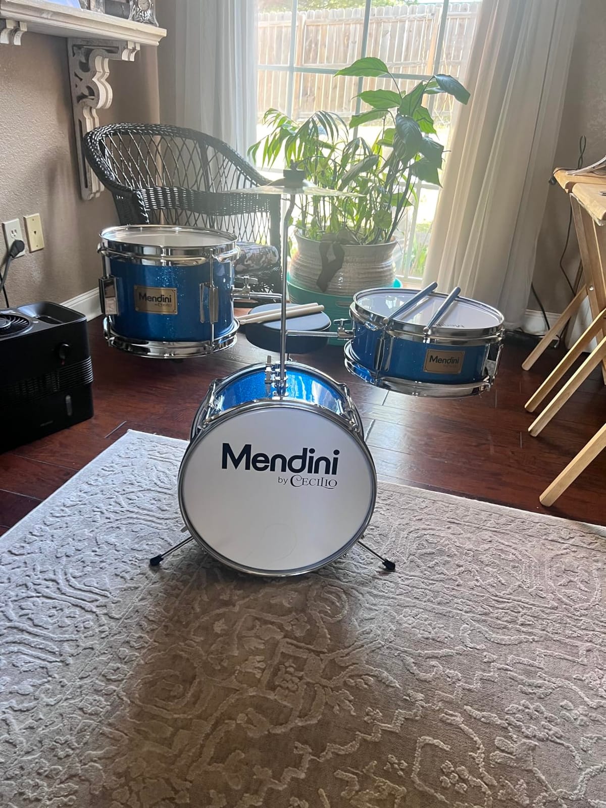 Mendini By Cecilio 16 Inch Drum Set, 3-Piece Junior Drum Set - Metallic Red | Drum Set for Beginners with Bass, Tom, Snare Drum, Cymbal, Drumsticks, Adjustable Padded Seat customer photo 1
