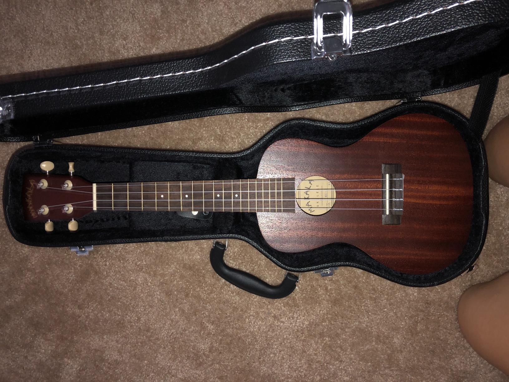 Kala MK-S Makala Soprano Ukulele Bundle with Gig Bag, Tuner, Strap, Aquila Strings customer photo 2