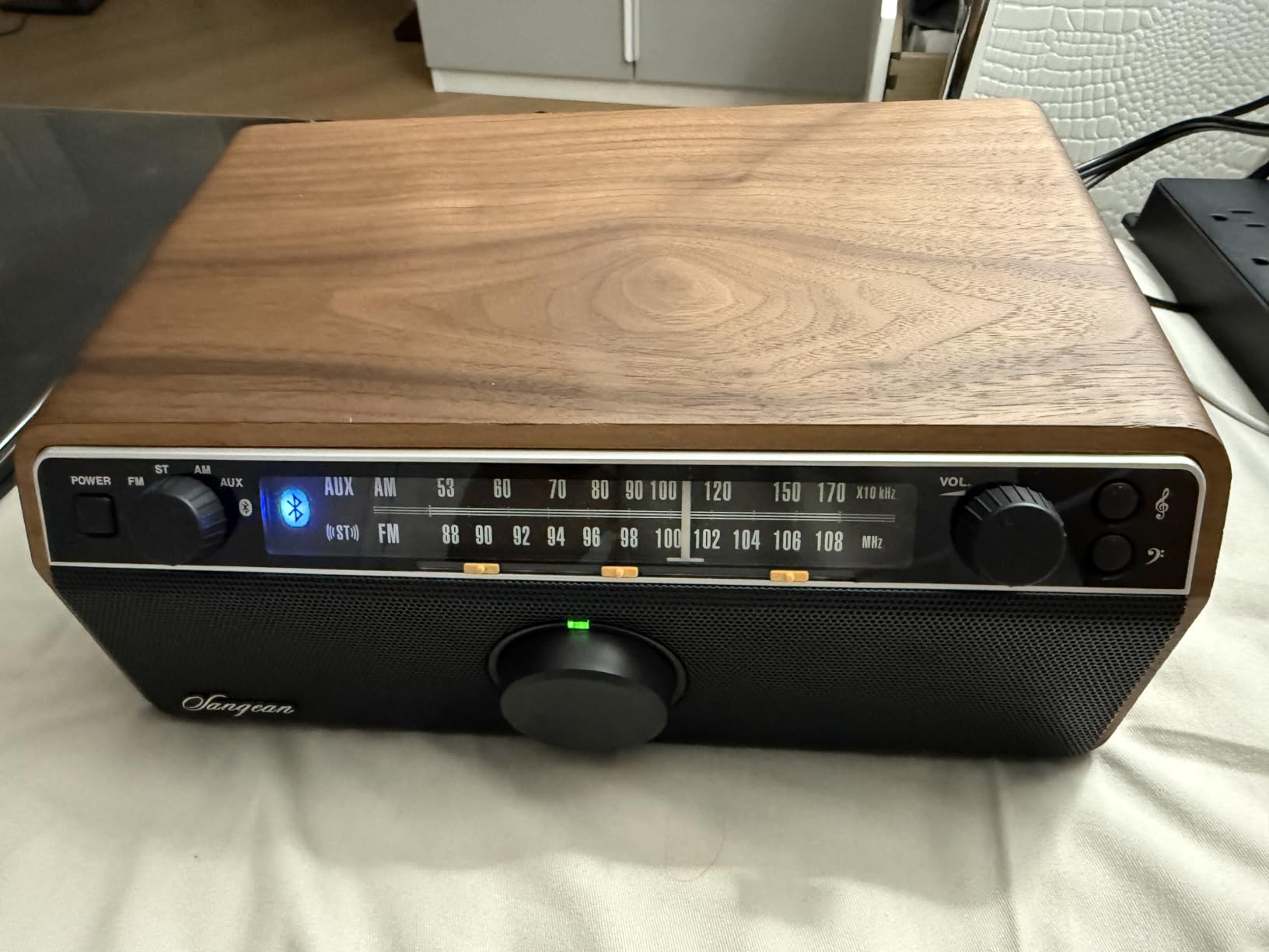 Sangean WR-12BT AM/FM/Bluetooth/AUX-In Stereo Analog Wooden Cabinet Radio (Dark Walnut) customer photo 1