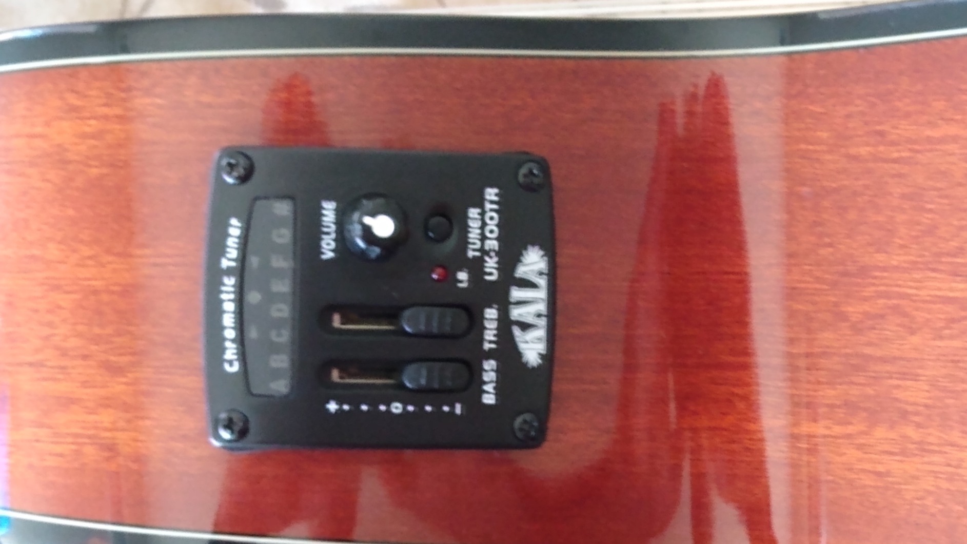 Kala Solid Spruce Top Mahogany Gloss Tenor Ukulele with EQ with Built-In Tuner (KA-STGE-C), Natural customer photo 1