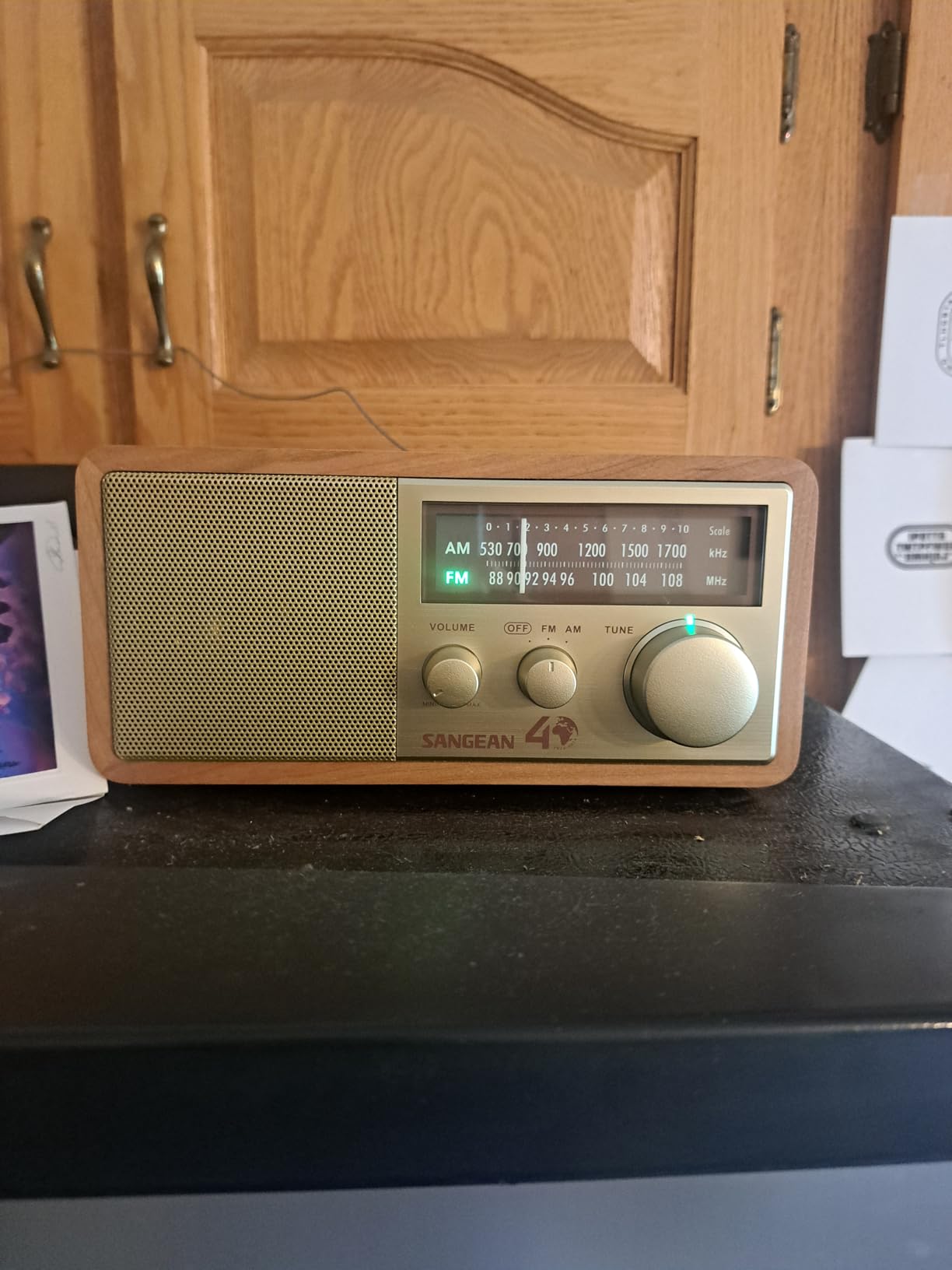 Sangean WR-11SE AM/FM Table Top Radio 40th Anniversary Edition Walnut customer photo 1