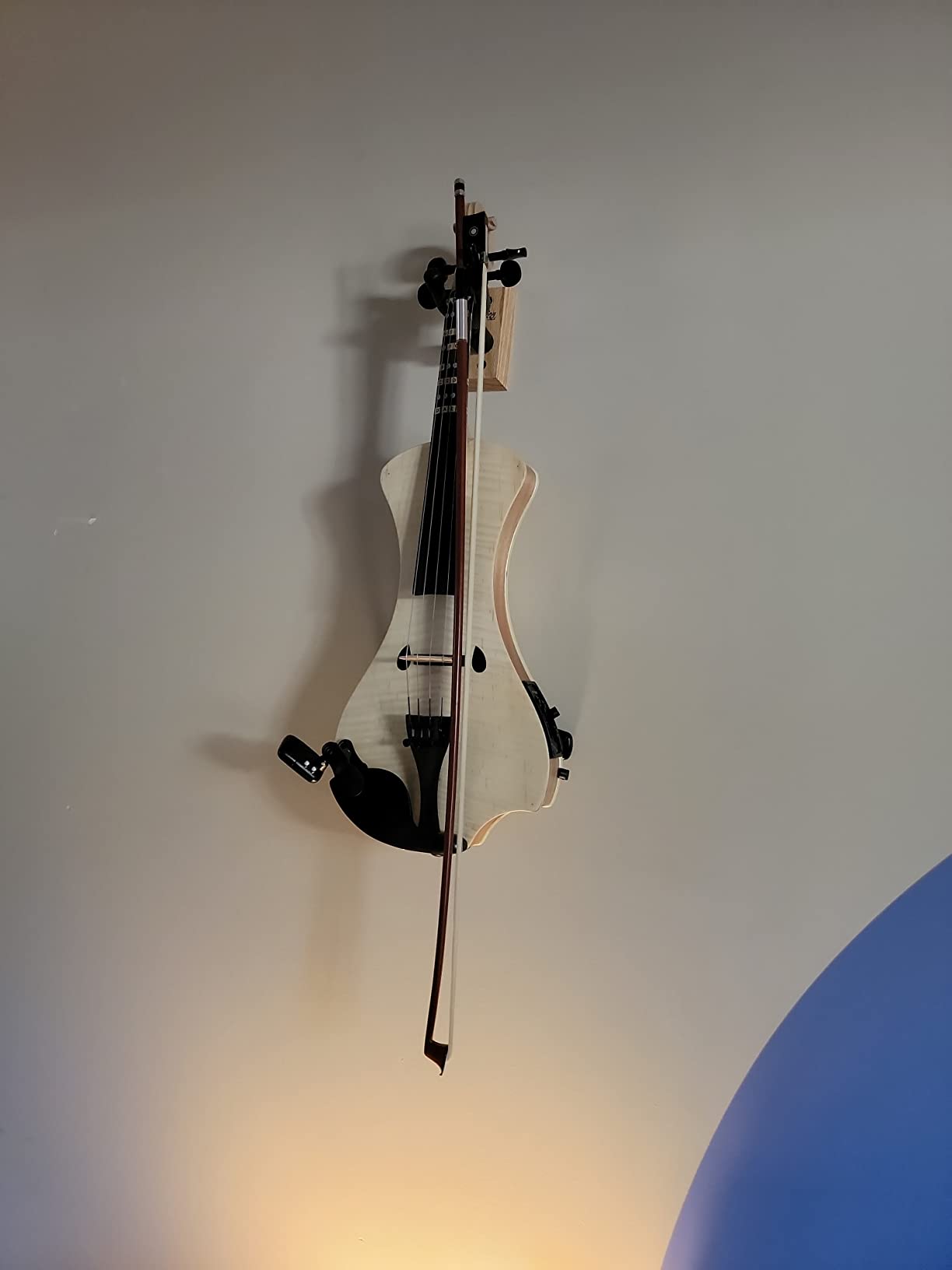 Electric Violin Bunnel NEXT (clear) Outfit 4/4 Full Size (HONEY) - from Kennedy Violins customer photo 1