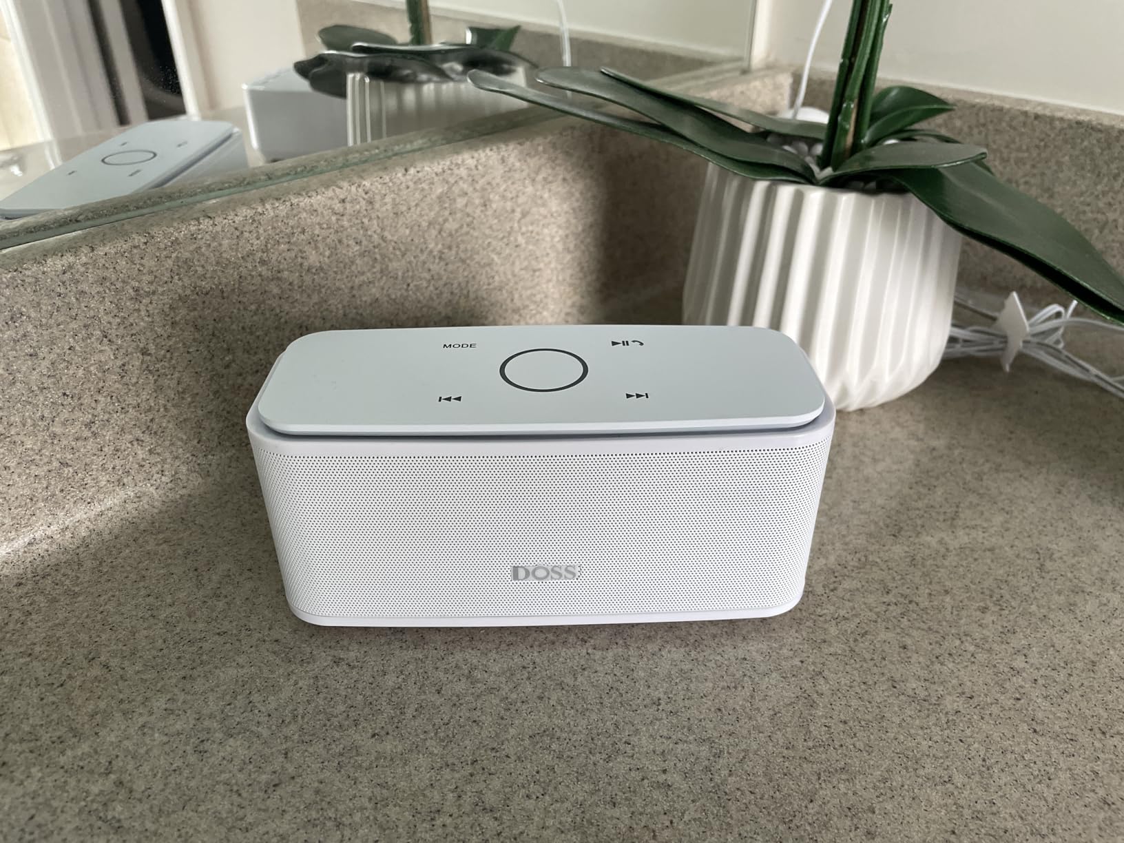 DOSS SoundBox Touch Wireless Bluetooth Speaker-12W HD Sound with Rich Bass, IPX5 Waterproof, 20H Playtime, Handsfree customer photo 1
