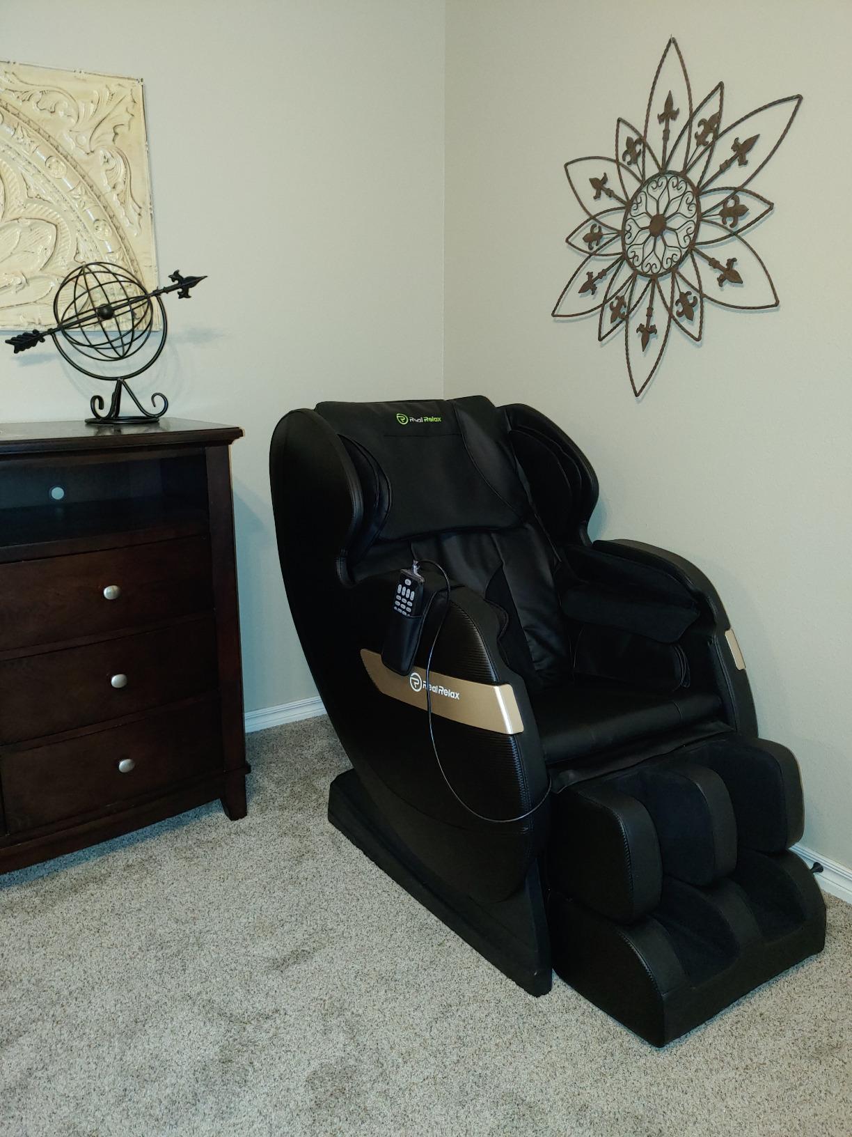 Real Relax 2026 SL-Track Massage Chair, Recliner Full Body Zero Gravity customer photo 1