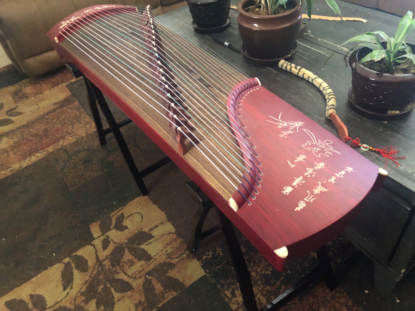 OrientalMusicSanctuary Paulownia Travel Guzheng - Rosewood - Travel Sized Guzheng - INCLUDES COMPREHENSIVE TUTORIAL BOOK AND ETUDES customer photo 2