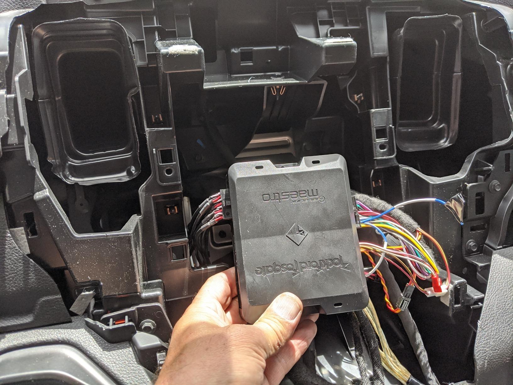 Rockford Fosgate DSR1 8-Channel Interactive Signal Processor with Integrated iDatalink Maestro Module customer photo 1