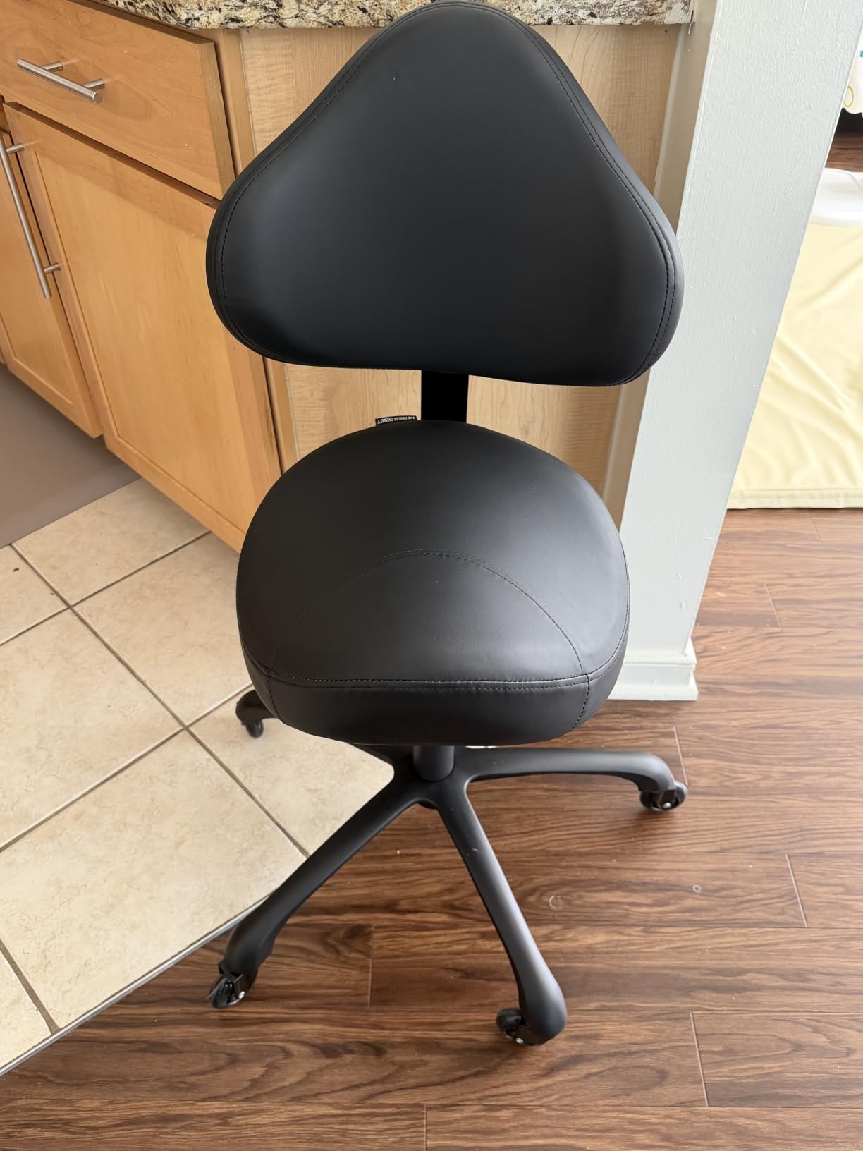Rolling Saddle Chair with Back Support, Ergonomic Swivel Stool | Aluminum Base · Adjustable Backrest · PU Casters · 400 lb Capacity · Dental, Salon & Clinic Use customer photo 1