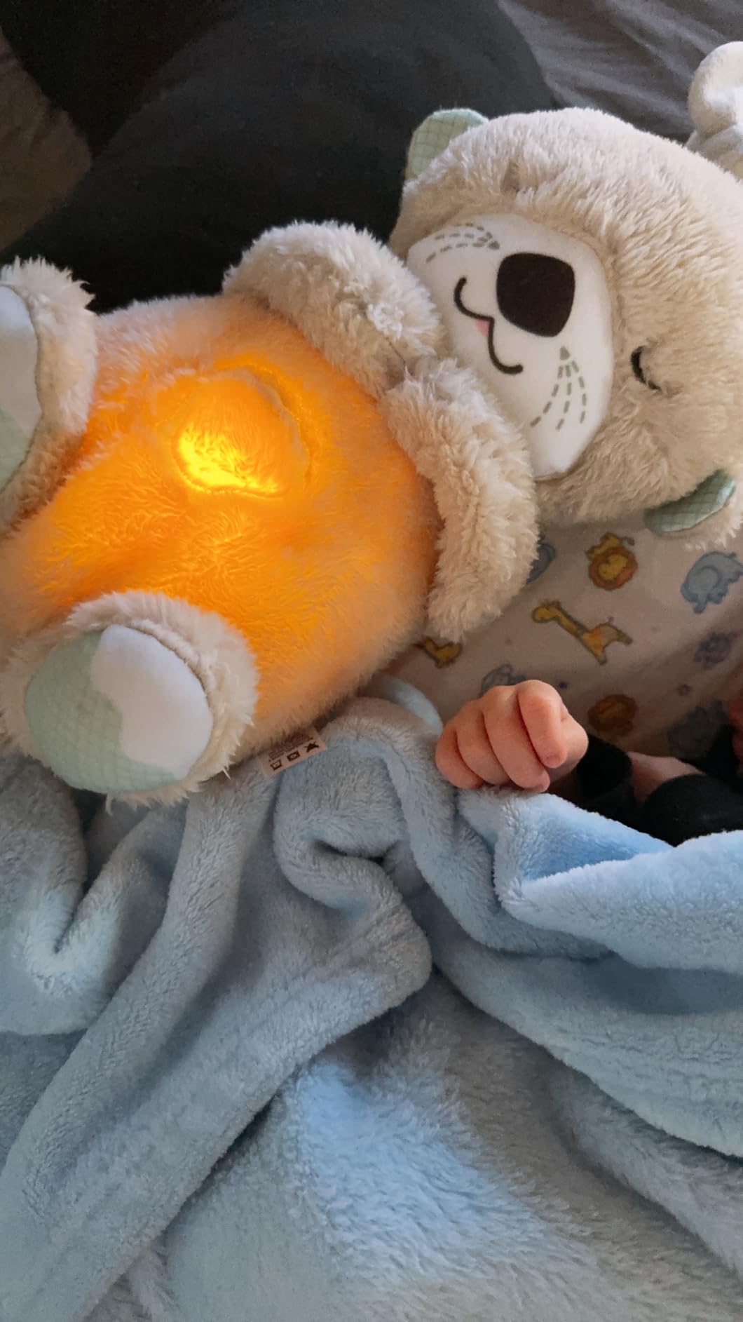 FISHER-PRICE BABY Toy Soothe 'n Snuggle Otter Portable Plush Sound Machine with Music Lights & Breathing Motion for Newborns 0+ Months customer photo 2