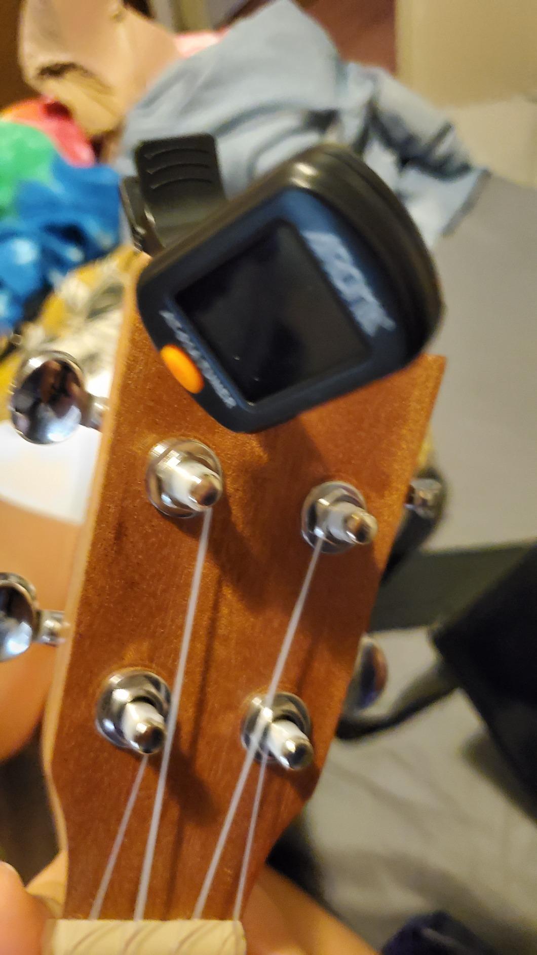 3 in 1 Guitar Tuner Metronome Tone Generator, Rechargeable Guitar Tuner Clip On with Full-Color Screen for Acoustic Guitar, Electric Guitar, Ukulele, Digital Metronome for All Instruments customer photo 1