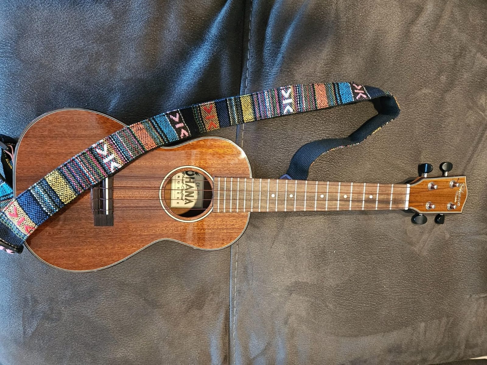 MUSIC FIRST Classic Country Style Ukulele Strap with Genuine Leather End (Version 2.0, With A Leather Strap Locker) customer photo 2