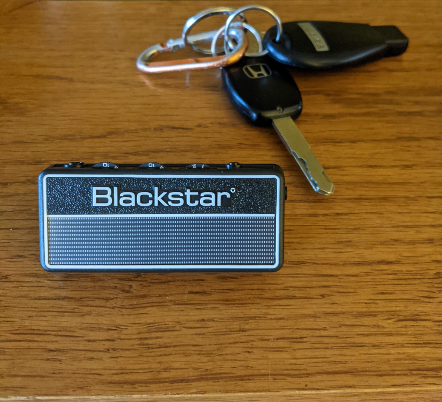 Blackstar Electric Guitar Headphone Amplifier (AP2FLYGTR) customer photo 2