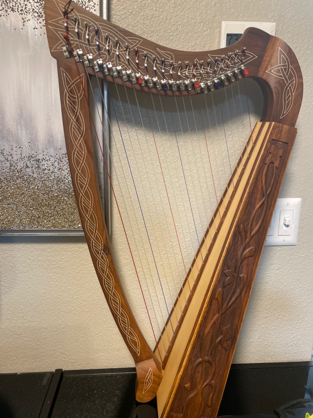 Heather Harp w/Full Chelby Levers - Vine Engraved customer photo 2
