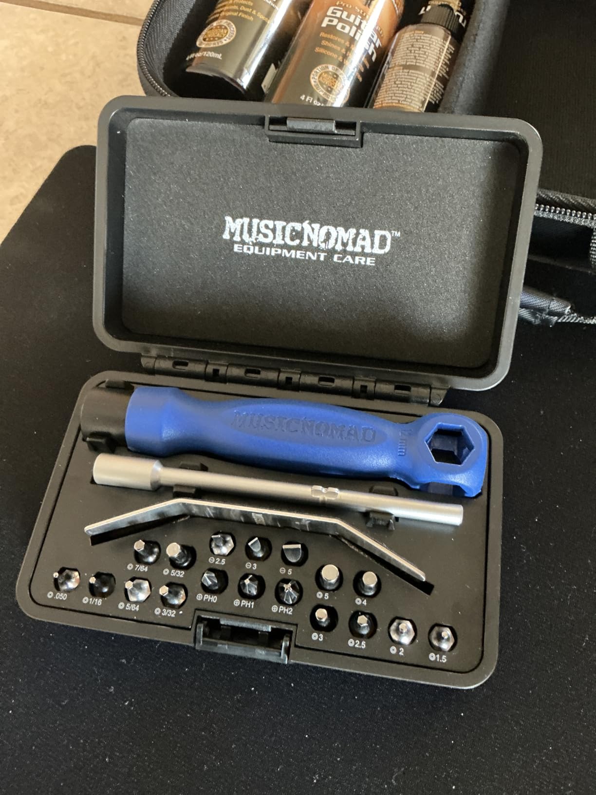 MusicNomad Premium 26 PC. Guitar Tech Screwdriver & Wrench Set (MN229) customer photo 2