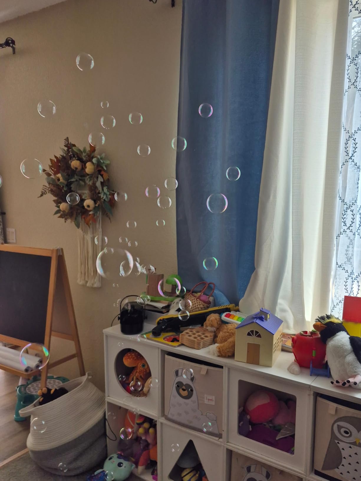 Zerhunt Durable Bubble Machine for Party: 3 Power Modes for Non-Stop Fun - 18000+ Bubbles Per Minute High Output 30 Mins Bubbles per Refill - Kids Safe Auto-Stop for Outdoor Backyard Birthday customer photo 2
