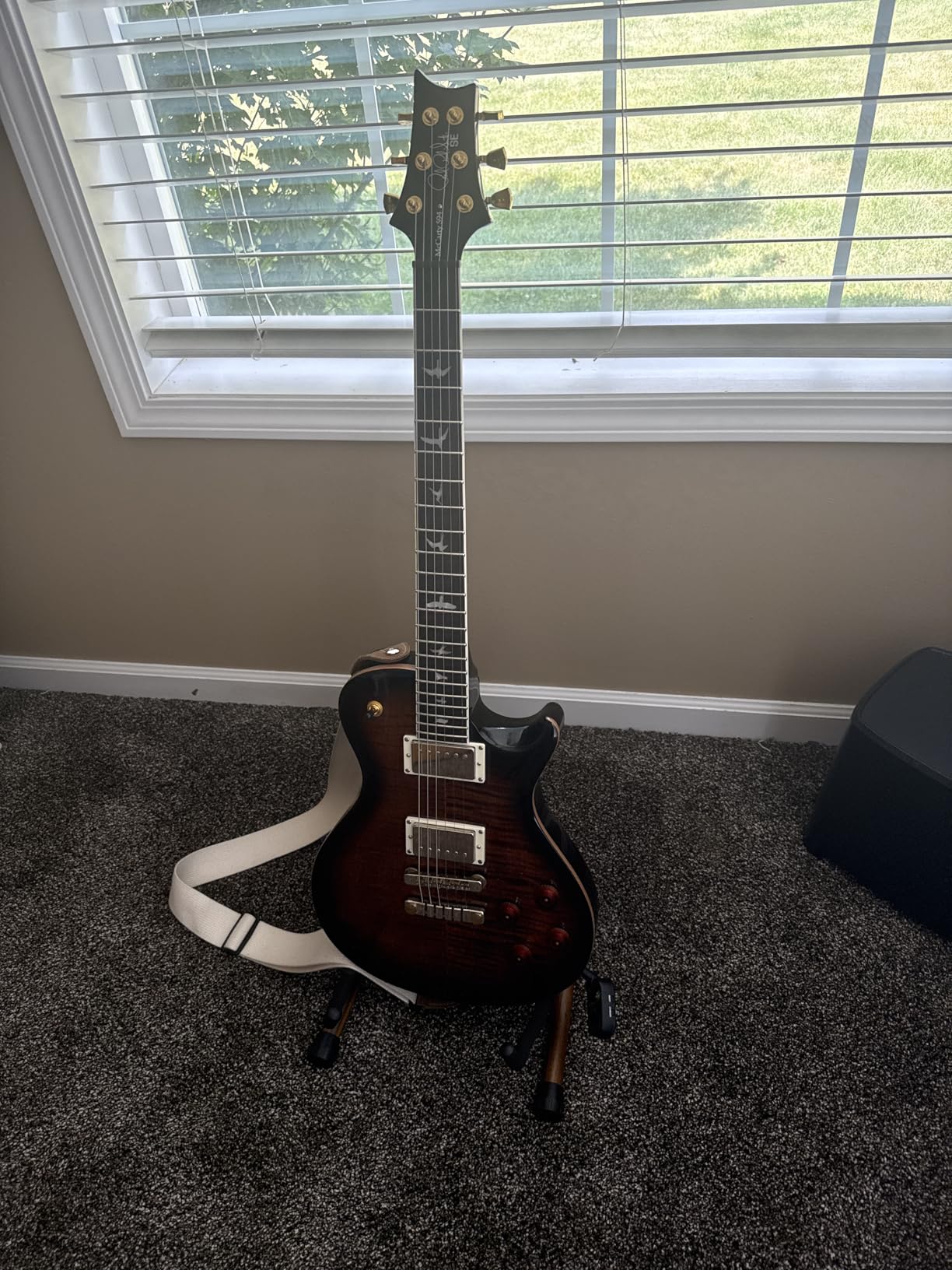 Donner Wood Guitar Stand, Acoustic Electric Wooden Guitar Floor Stand, A Frame Folding Guitar Holder Adjustable for Bass, Cello, Mandolin, Banjo, Ukulele customer photo 1