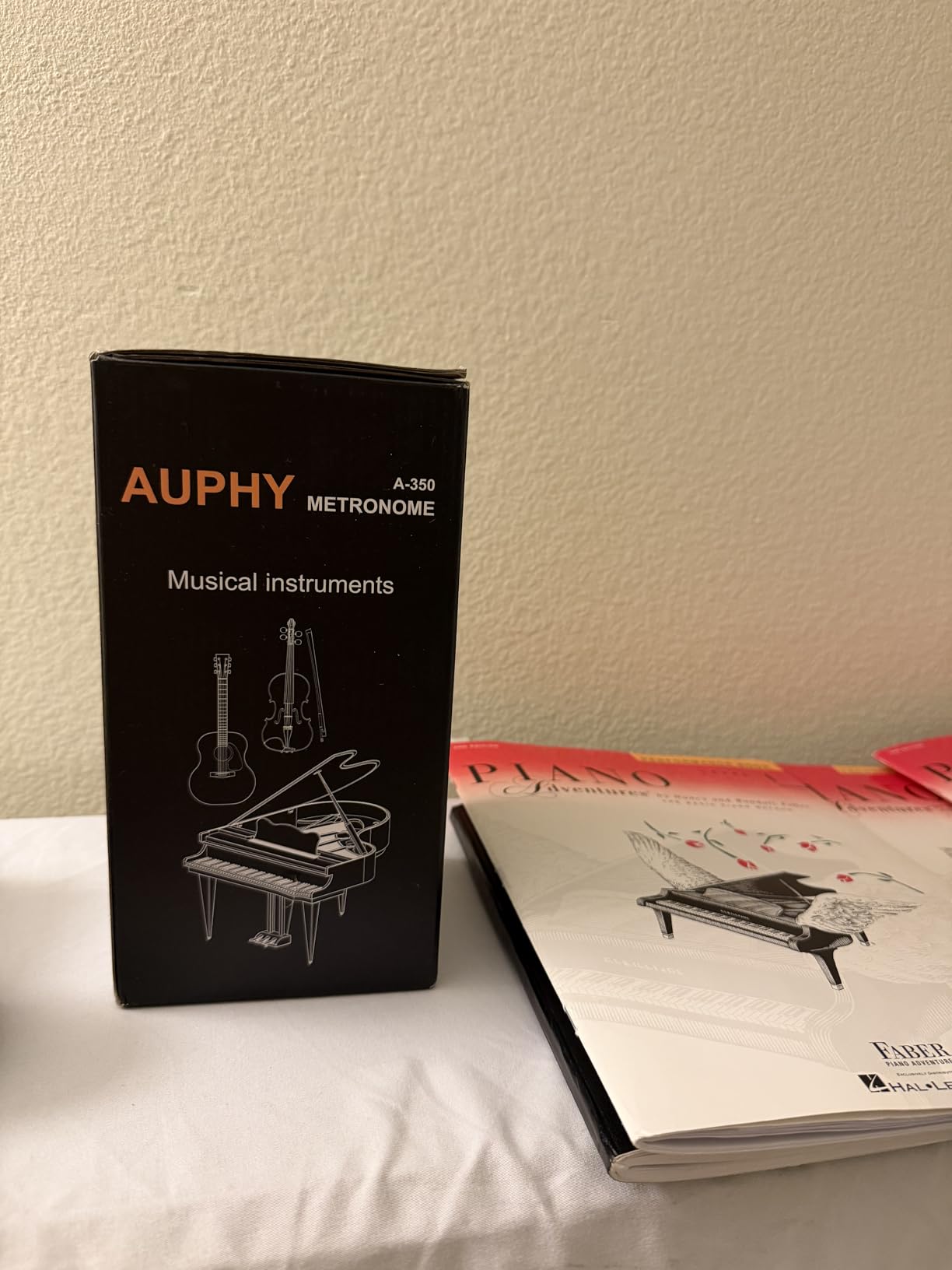 AUPHY M350 Mechanical Metronome with Accent Bell, Classic Shape, Accurate Beat, Multiple Beat Modes, Wood Grain customer photo 1