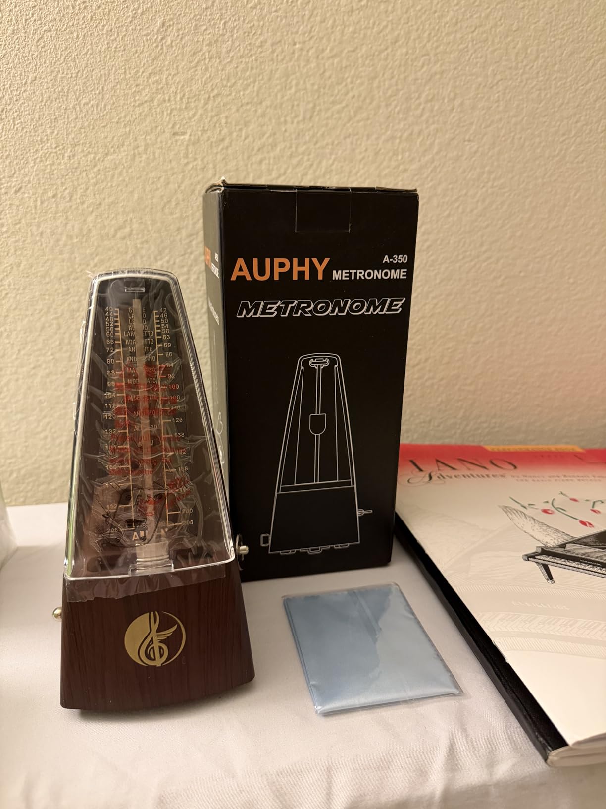 AUPHY M350 Mechanical Metronome with Accent Bell, Classic Shape, Accurate Beat, Multiple Beat Modes, Wood Grain customer photo 2
