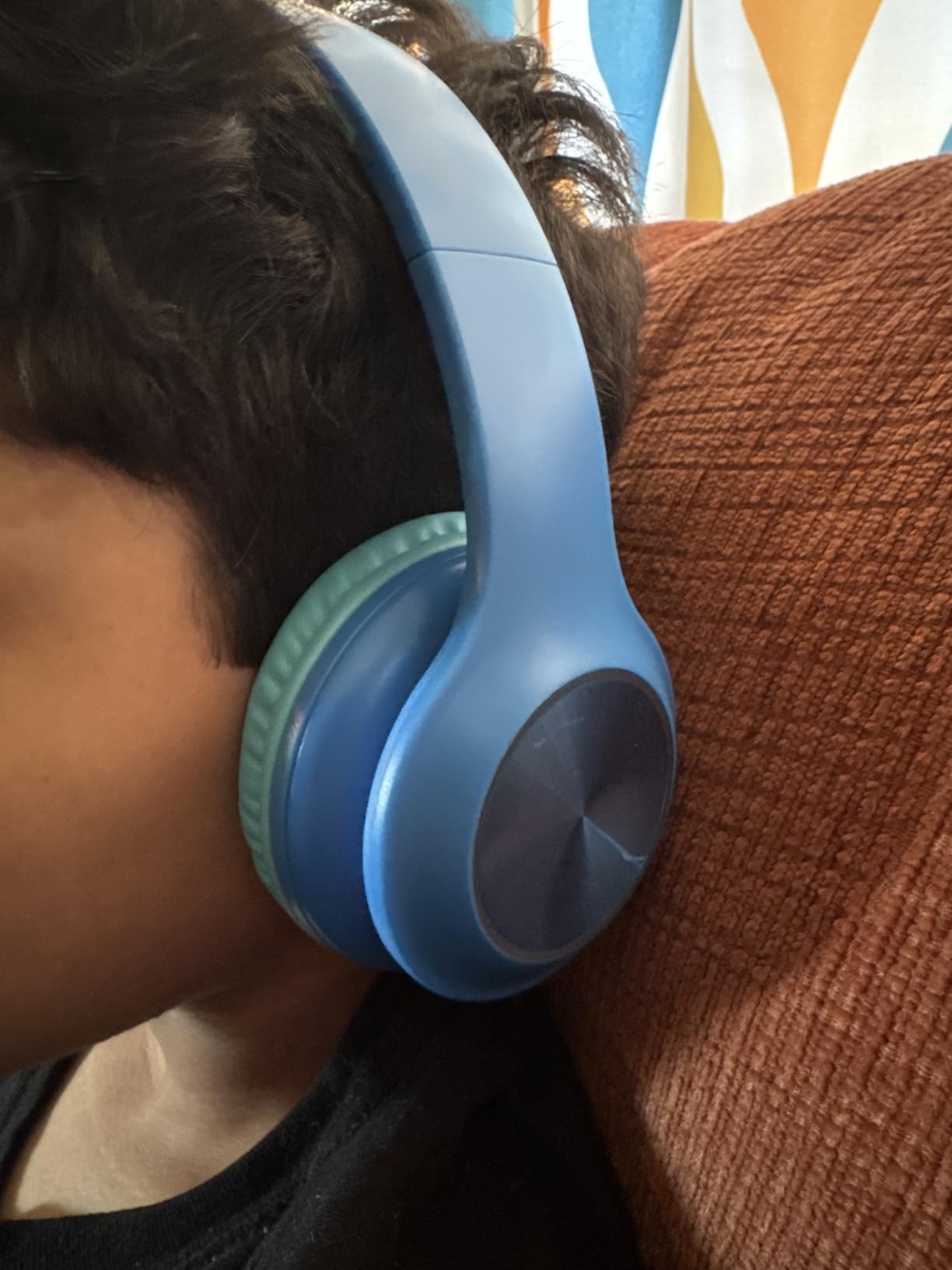 Candy Bila Bluetooth Kids Headphones with Microphone, Colorful LED Lights, 94dB Volume Limited, for Aged 3-21, Wireless & Wired Mode, Blue customer photo 1
