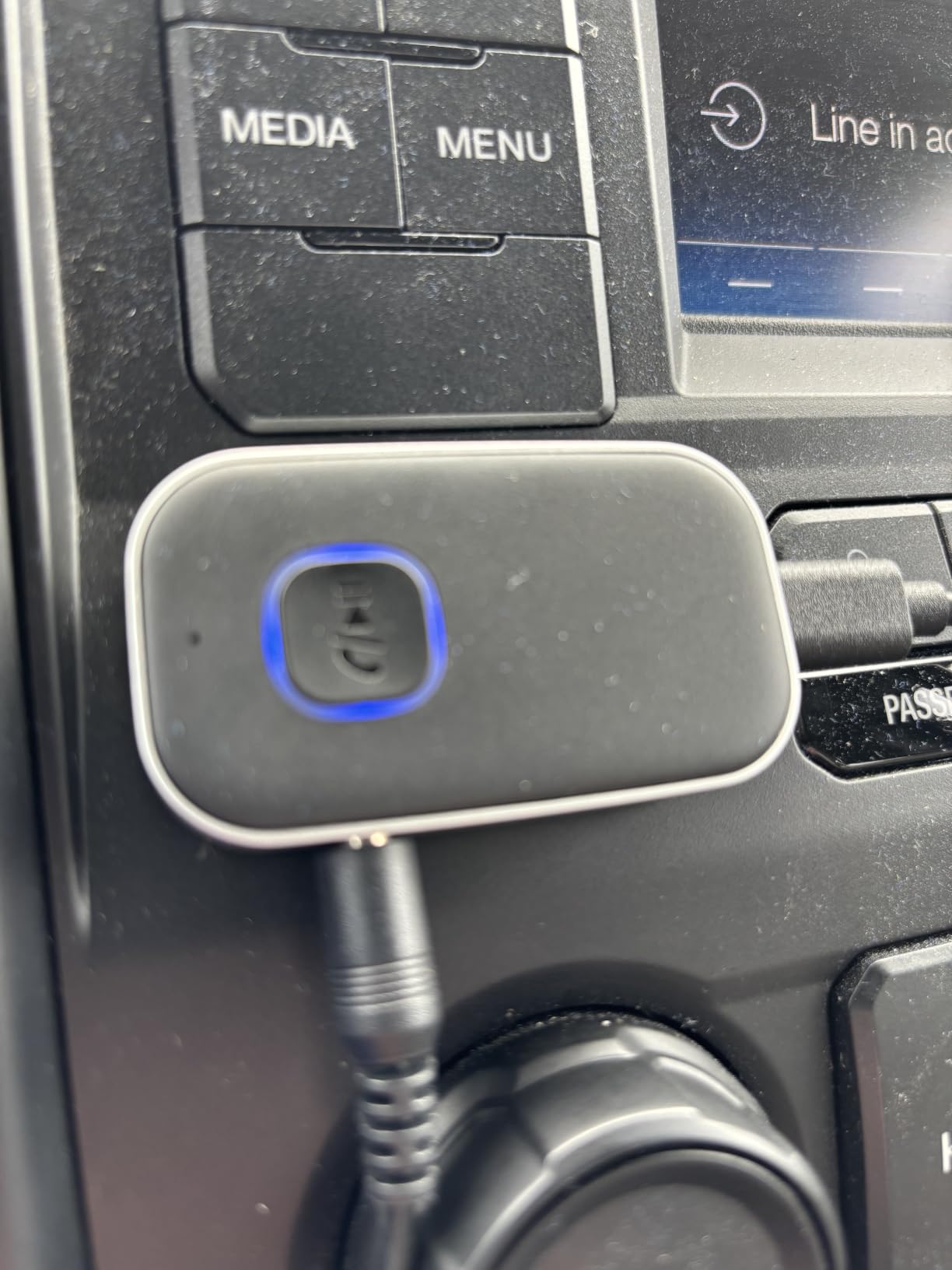 COMSOON Bluetooth Receiver for Car, 3.5mm AUX Bluetooth Car Adapter | Noise Cancelling, Wireless Audio Receiver for Home Stereo/Wired Headphones, Hands-Free Call, 16H Battery Life, Black+Silver customer photo 2