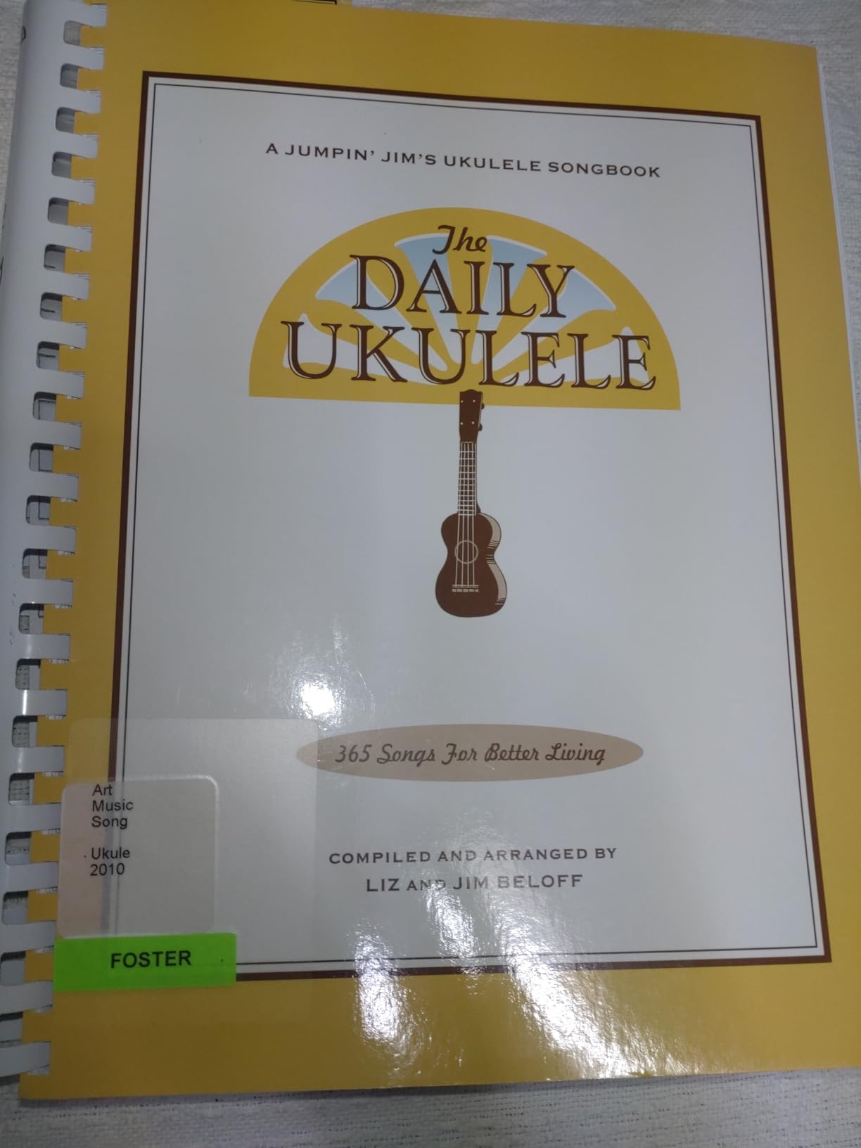 The Daily Ukulele Songbook: 365 Songs for Better Living (Jumpin' Jim's Ukulele Songbooks) customer photo 2