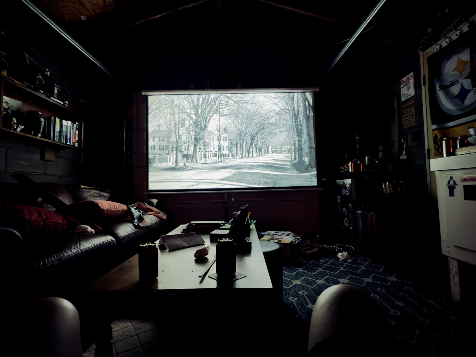 VIVOHOME 100 Inch 16:9 Pull Down Projector Screen, Black | Manual Retractable 4K Projection Screen for Home Theater, Roll Up ALR Movie Screen for Ceiling and Wall Mount customer photo 2