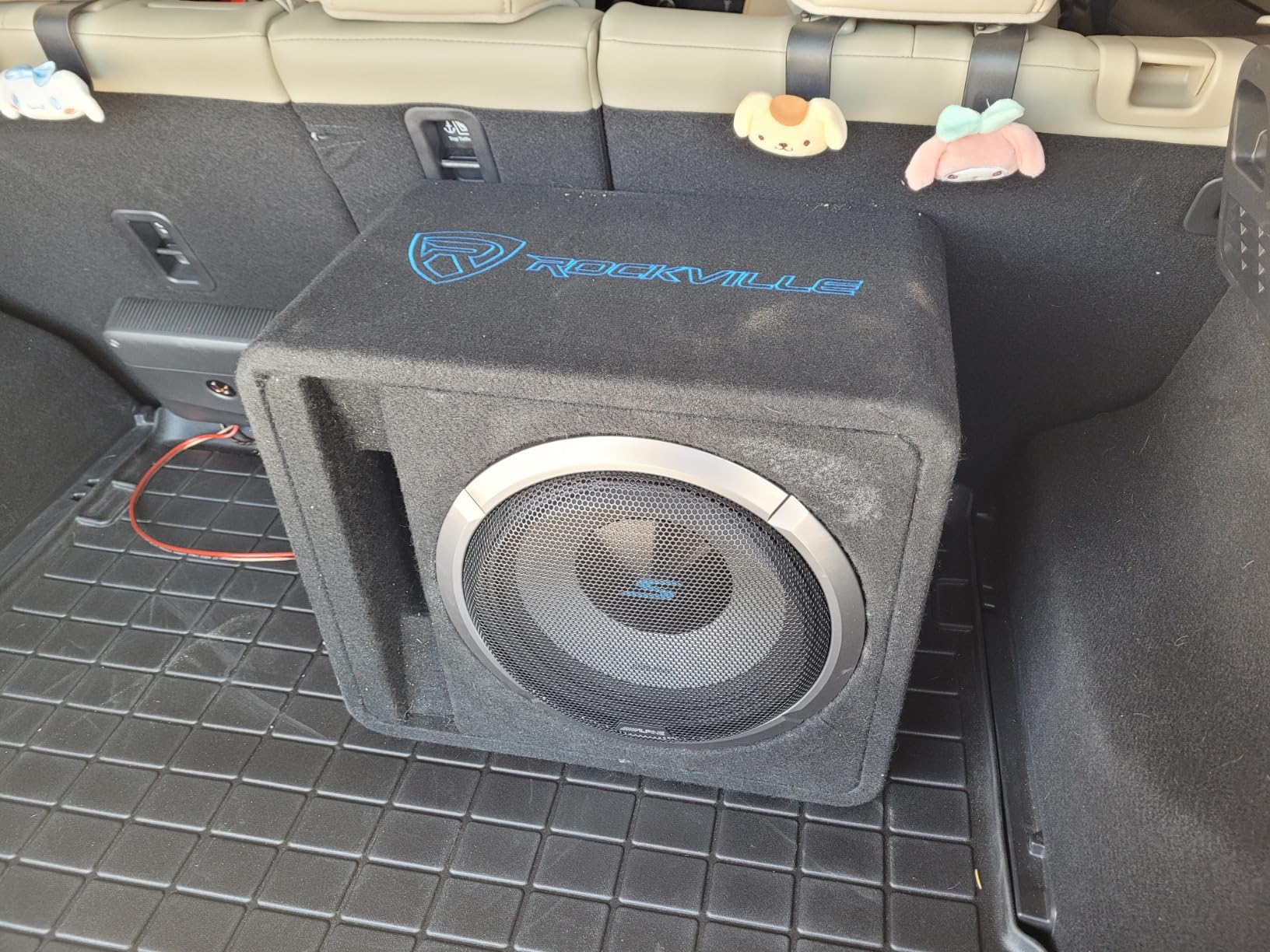 Rockville VS12K54 1400w 12-inch K5 Car Subwoofer 4 Ohm, Vented Enclosure, Deep Bass, Durable Build, High-Power Handling customer photo 1