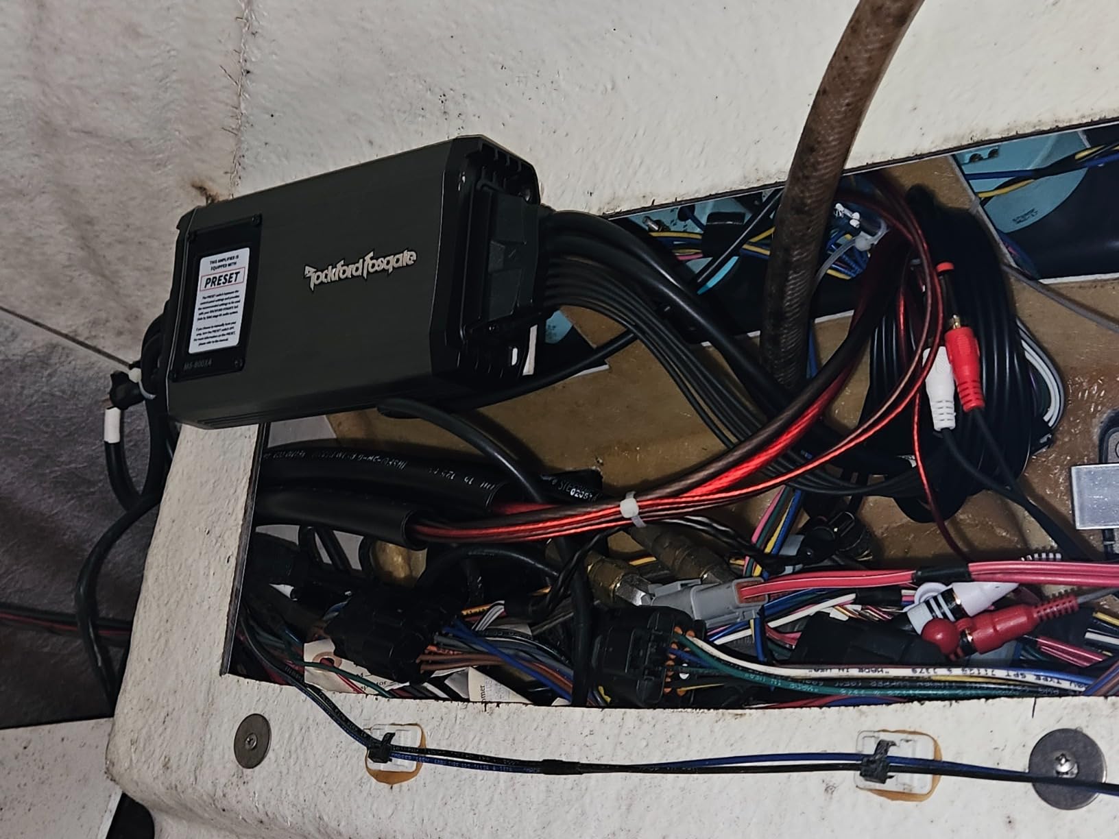 Rockford Fosgate M5-800X4 800-Watt 4-Channel Marine Amplifier | Class-AD with Dynamic Power, IPX6 and Element Ready customer photo 2