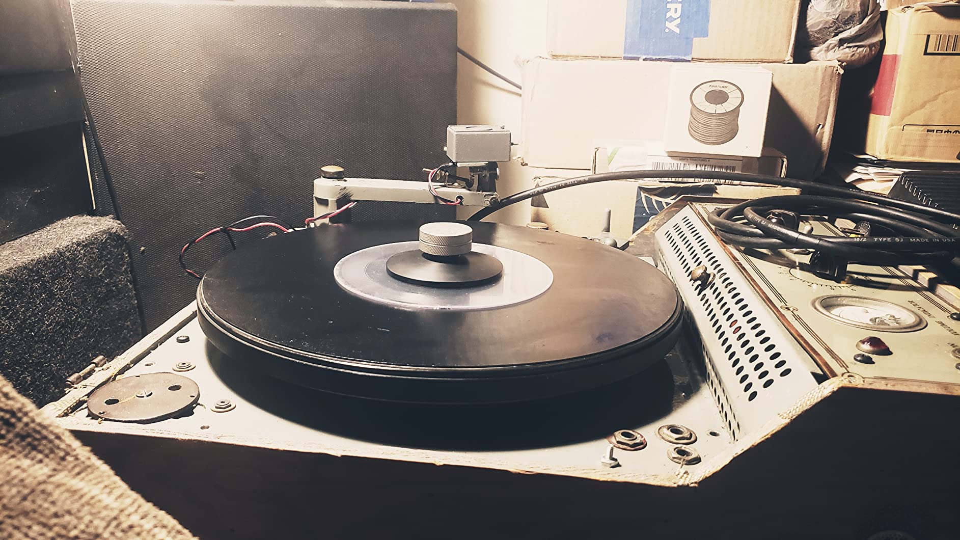 Record Doctor Low Profile Record Player Turntable Clamp customer photo 1