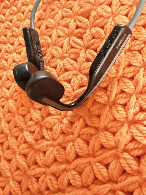 SHOKZ OpenMove - Open-Ear Bluetooth Sport Headphones, Bone Conduction Wireless Earphones, Sweatproof for Running and Workouts customer photo 2