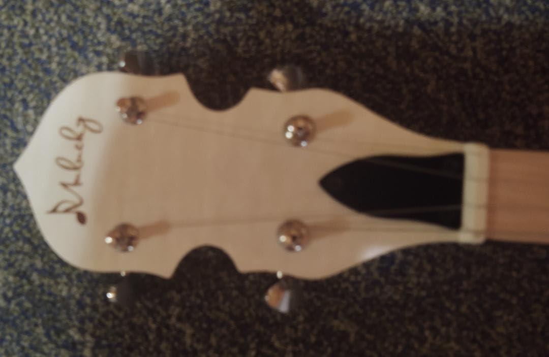 Mulucky 5 String Open Back Banjo MB1101, Maple 24 Brackets Remo Head Kit | Crafted with maple, a Remo head, 24 brackets, and geared 5th tuner. Includes complete beginner accessories. customer photo 1