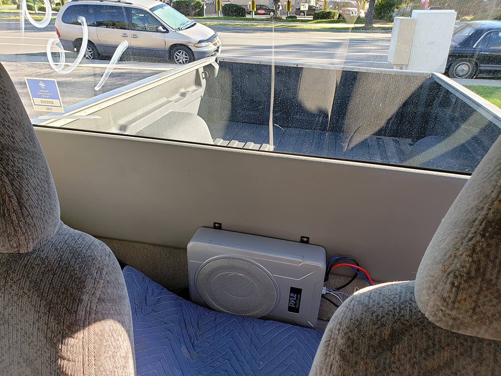 Pyle 8-Inch Low-Profile Amplified Subwoofer System - 600 Watt Compact Enclosed Active Underseat Car Audio Subwoofer with Built In Amp, Powered Car Subwoofer w/ Low & High Level Inputs - Pyle PLBX8A customer photo 1