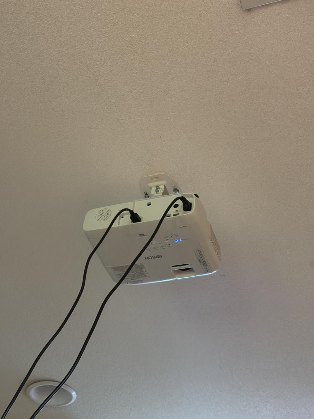 WALI Universal 3-in-1 Projector Ceiling Wall Mount for LCD/DLP Projectors | Height Adjustable Projector Bracket with Extension Pole, Supports up to 44lbs, (PM-003-W), White customer photo 1