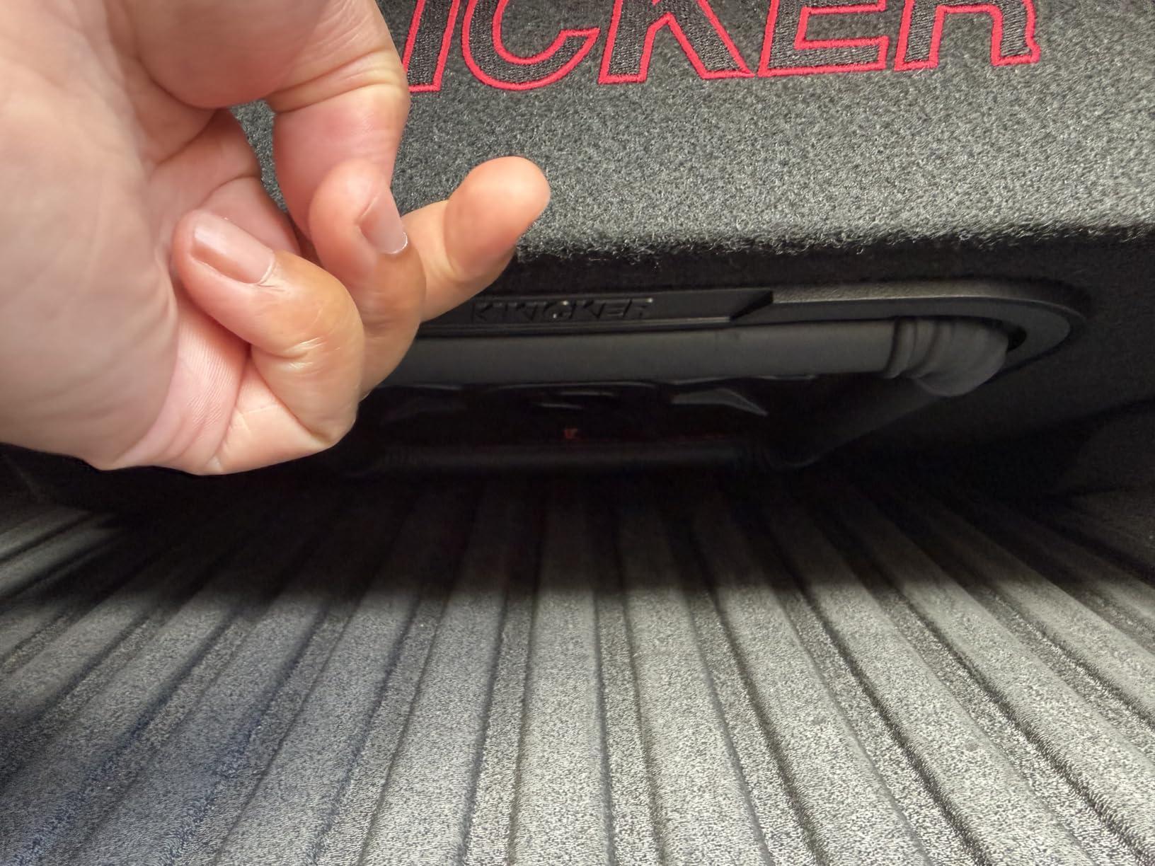 KICKER 49L7TDF122 Down-Firing 12