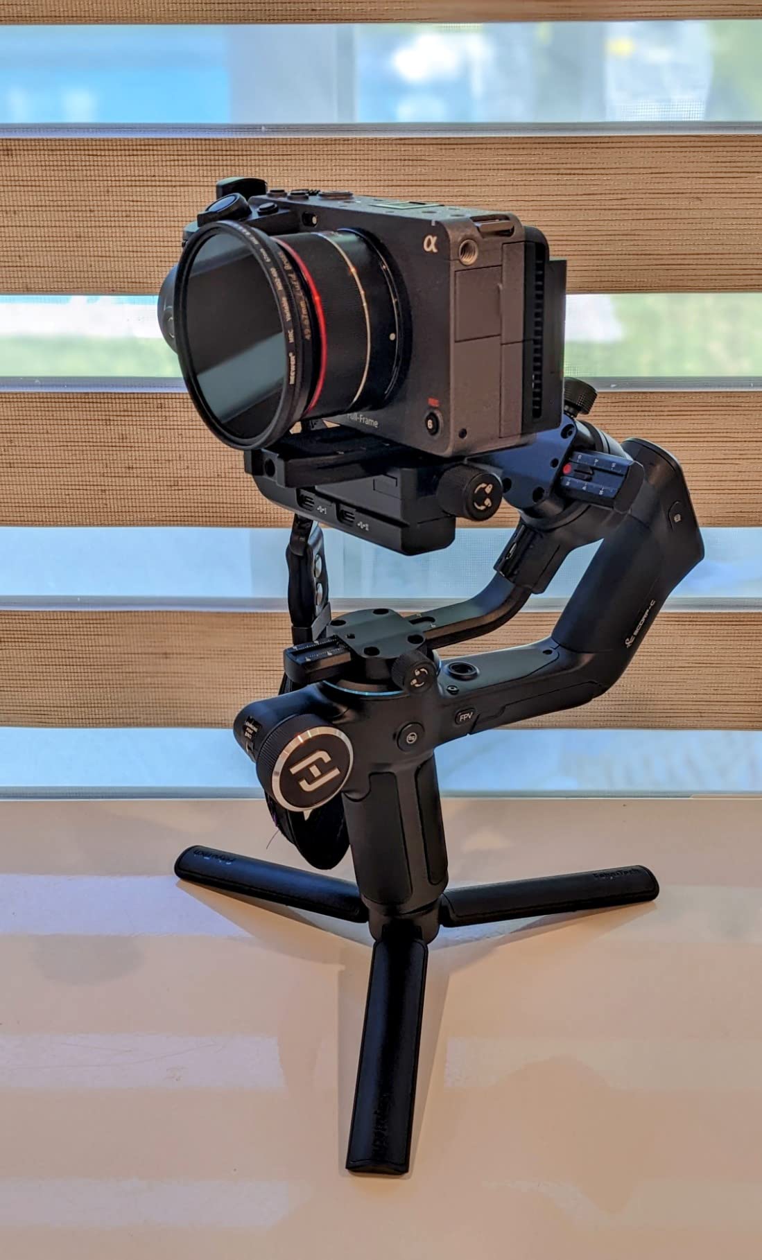 FeiyuTech SCORP-C Gimbal Stabilizer for Cameras DSLR and Mirrorless Camera, 3-Axis Camera Gimbal, 5.5lbs Payload, for Sony, Canon, Nikon customer photo 1