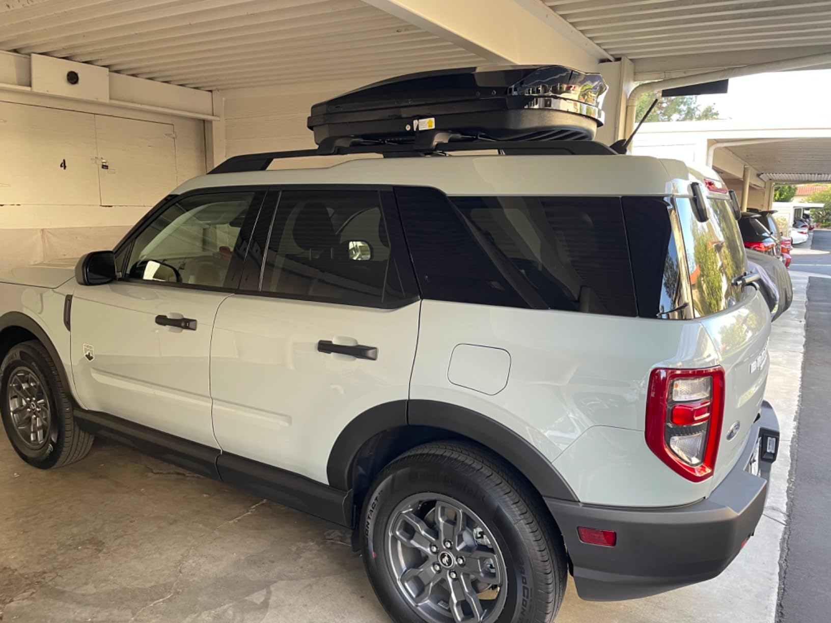 TUFFIOM 13.4 cu.ft. Rooftop Cargo Box with Keys, Hard Shell Waterproof Travel Roof Storage Cargo Carrier, Dual-Side Opening customer photo 2