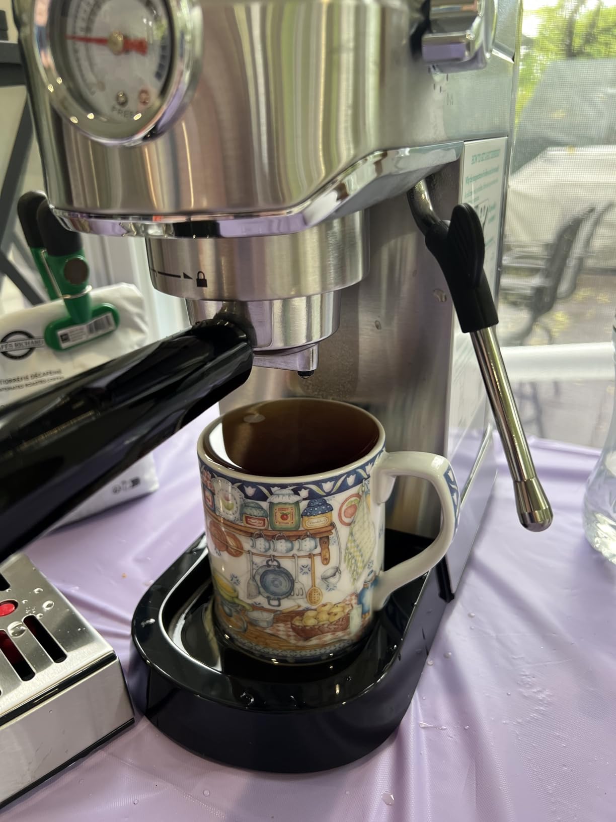 CASABREWS CM5418 Compact Espresso Machine with Milk Frothing Steam Wand customer photo 2