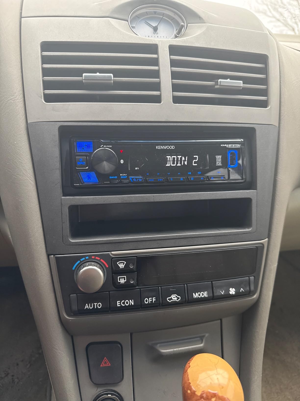 KENWOOD KMM-BT270U Bluetooth Digital Media Car Stereo Receiver with USB Port - AM/FM Radio, MP3 Player, High Contrast LCD, Detachable Face Plate, Single DIN, 13-Band EQ customer photo 2