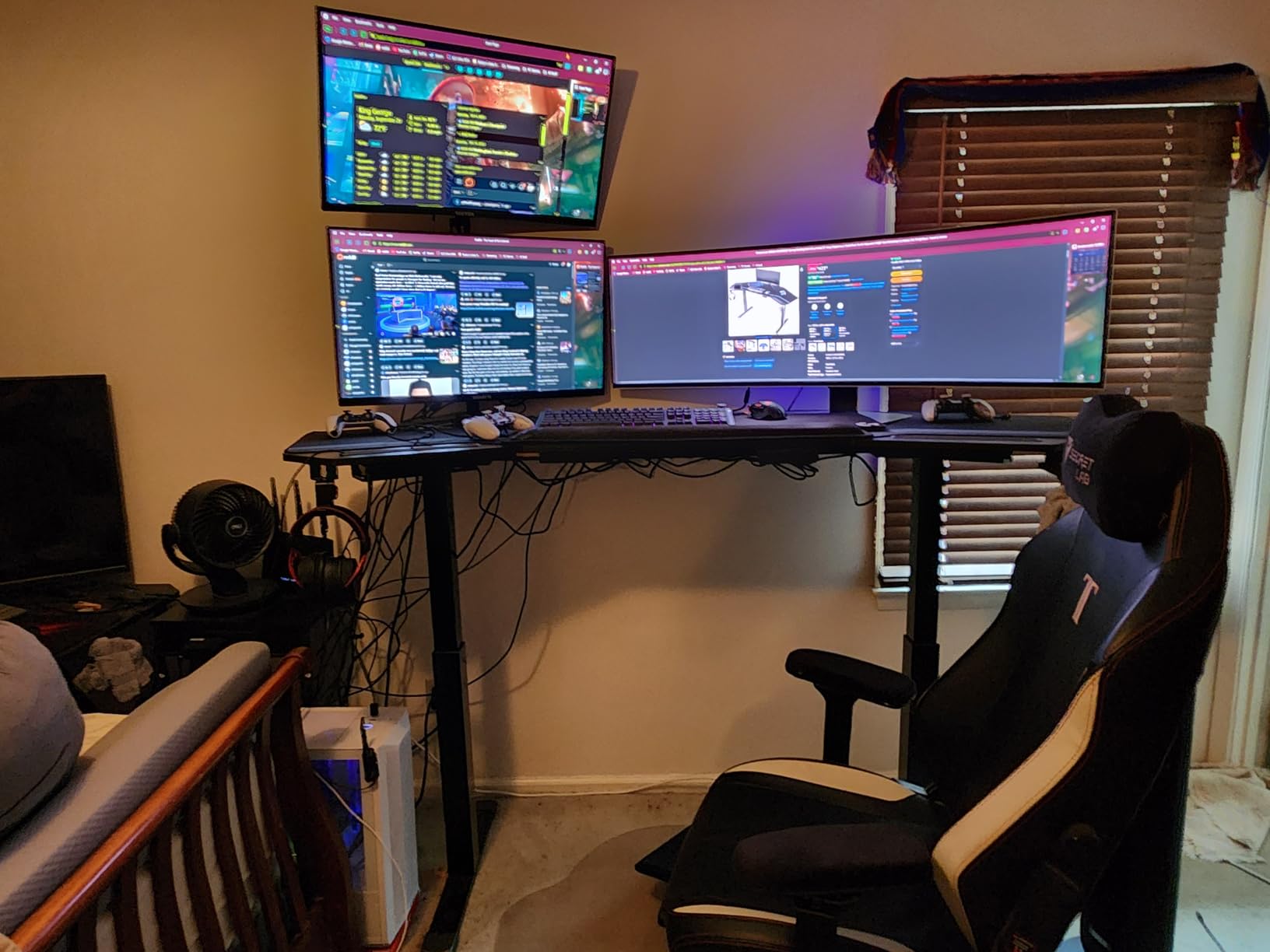 EUREKA ERGONOMIC Gaming Desk, Standing Desk w Keyboard Tray, 72