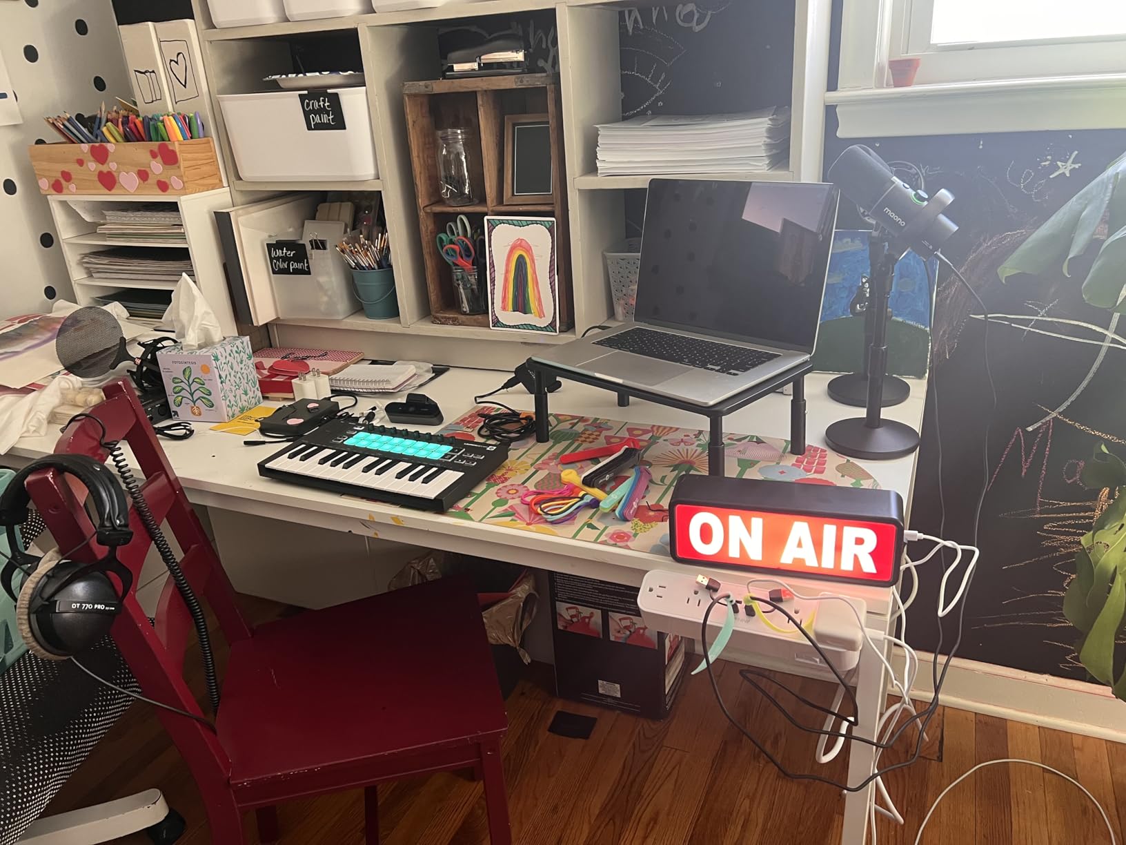 ON AIR LED Light Recording Warning Sign - Simple ON/OFF Switch - Up Lighted Broadcast Sign for Studio/Home/Company/Desk or Wall Decor customer photo 1