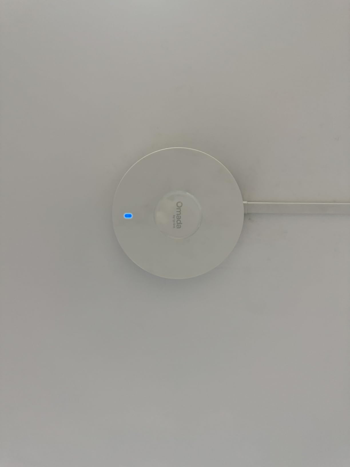 Omada EAP650 Business WiFi 6 AX3000 Dual Band Wireless Gigabit Access Point customer photo 1