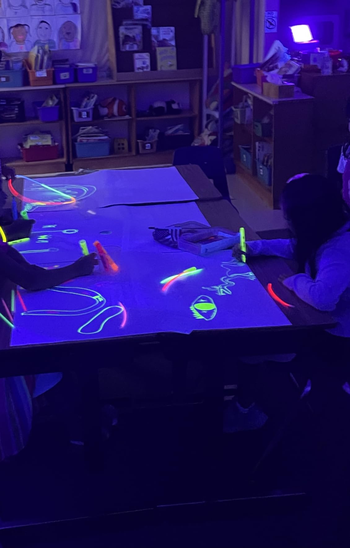 Glostars 100W LED UV Black Light, Powerful UV Spotlight, IP66, 395nm Lamp for Christmas, Halloween Glow Party (2 Packs) customer photo 1