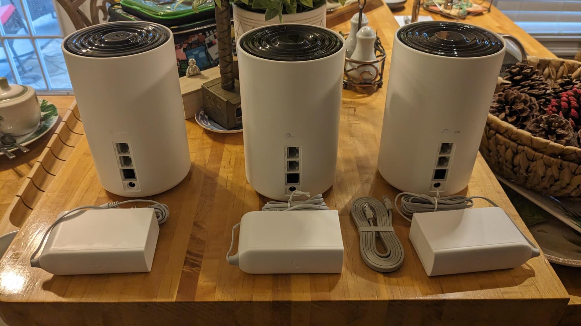 TP-Link Deco XE75 Pro AXE5400 Tri-Band WiFi 6E Mesh System (3-Pack) | One 2.5 Gbps WAN/LAN Port, two 1 Gbps LAN Ports, Covers up to 7,200 Sq. Ft., AI-Driven Mesh, 6 GHz Band customer photo 2