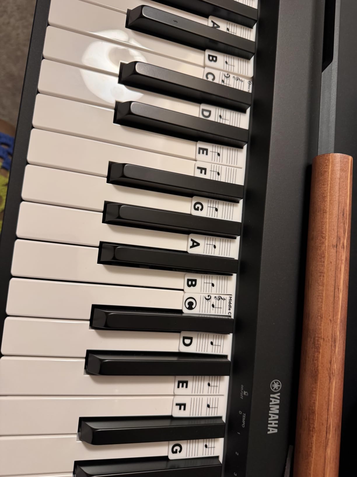BEATBIT Piano Note Guide for Beginners, Removable, Rainbow | Silicone alternative to piano keyboard stickers, reusable piano key labels, for 88/61 keys, no adhesive, storage box included customer photo 1