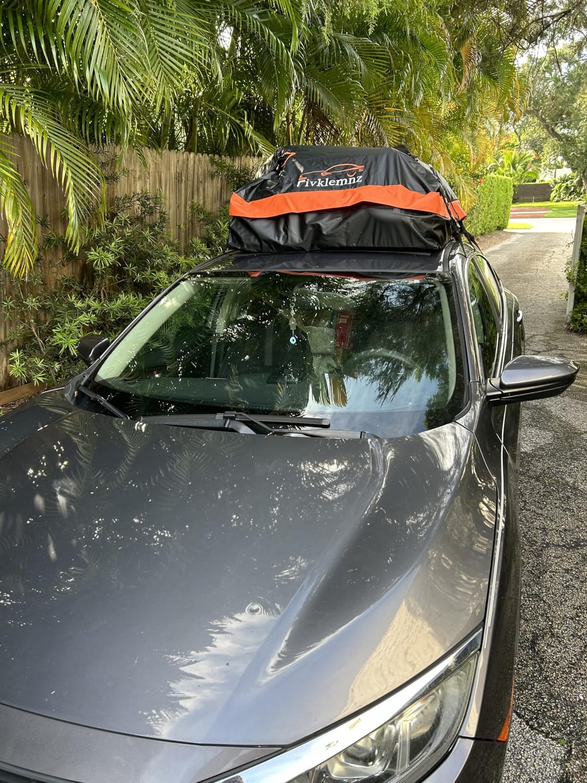 FIVKLEMNZ 21 Cubic Rooftop Cargo Carrier Waterproof Soft Car Roof Bag with Anti-Slip Mat, Reinforced Straps, 6 Door Hooks, Luggage Lock customer photo 2