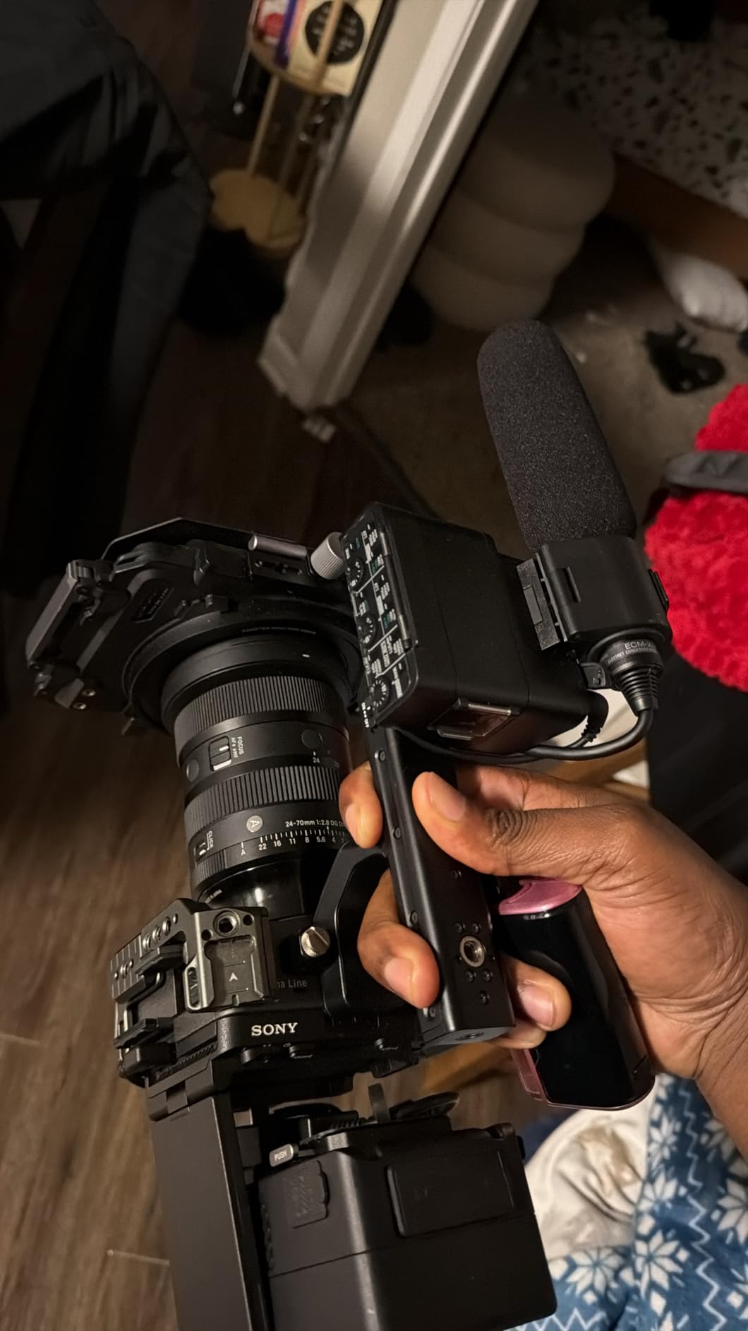 SONY Cinema Line FX30 Super 35 Camera, Gray | 20.1 MP Exmor R APS-C Image Sensor Effective for Movies customer photo 1