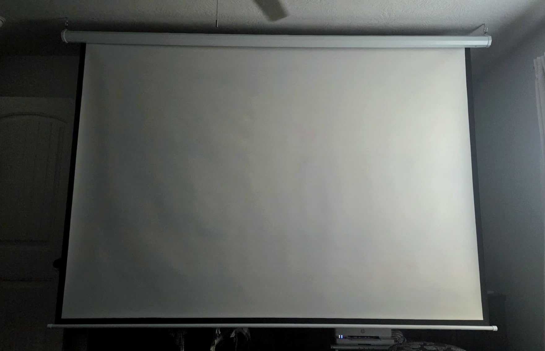 DINAH 120 Inch Electric Projector Screen with Remote | Automatic Air Indoor Drop Down, Motorized, 4K 3D HD Projection, For Movies customer photo 1