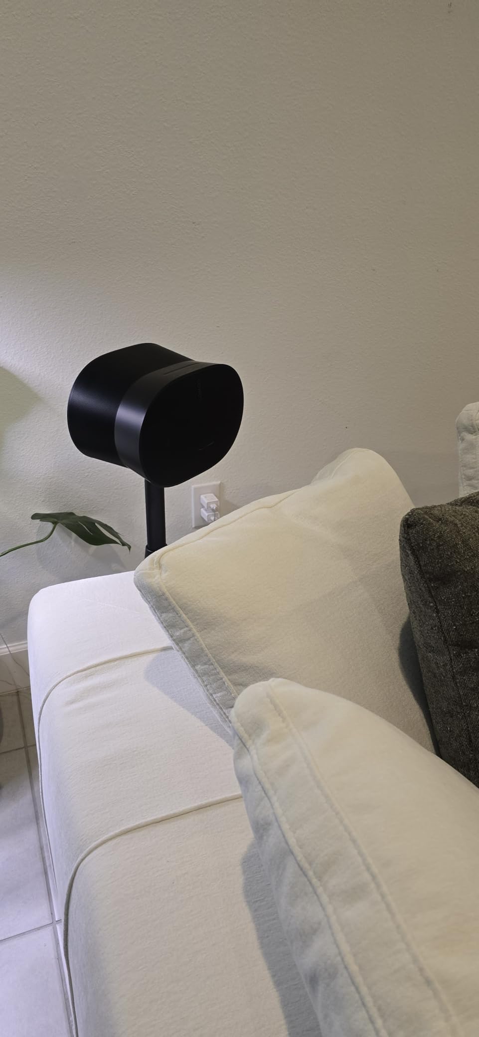 Era 300 Wireless Smart Speaker with Dolby Atmos - Black customer photo 2