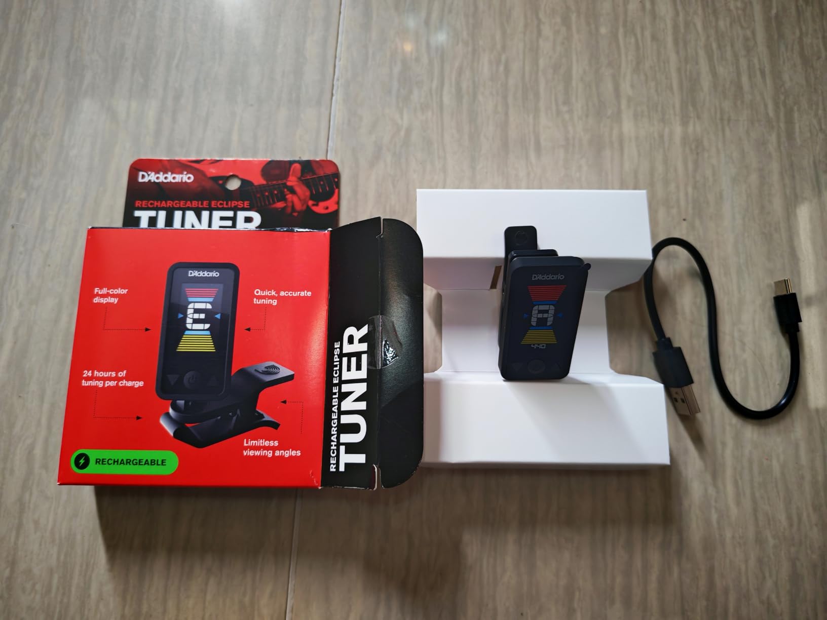 D'Addario Eclipse Rechargeable Headstock Clip-On Guitar Tuner, Black customer photo 1