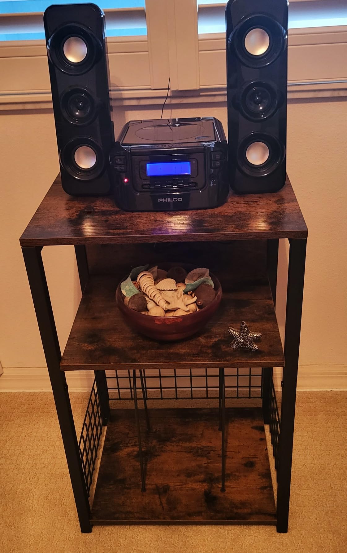 Philco Stereo Shelf System Compact CD Shelf System - Rose Gold customer photo 1